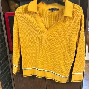 Tommy Hillfiger Women's gold Knit Top in size XL
